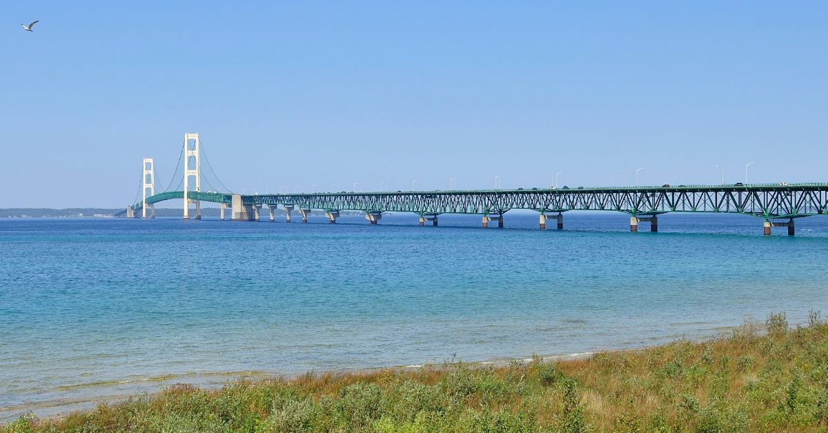 10 Attention-grabbing Details About The Straits of Mackinac